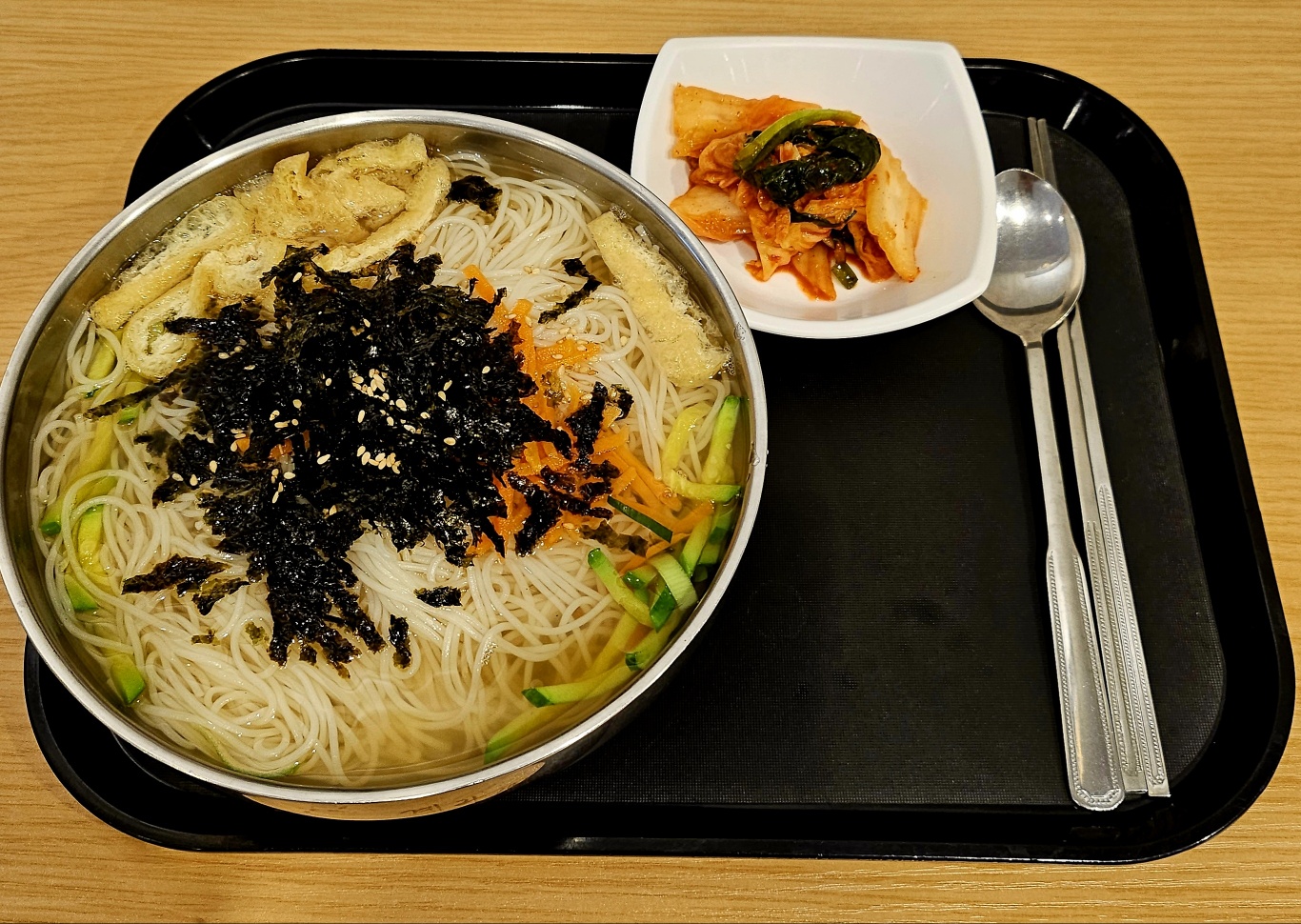 토박이잔치국수