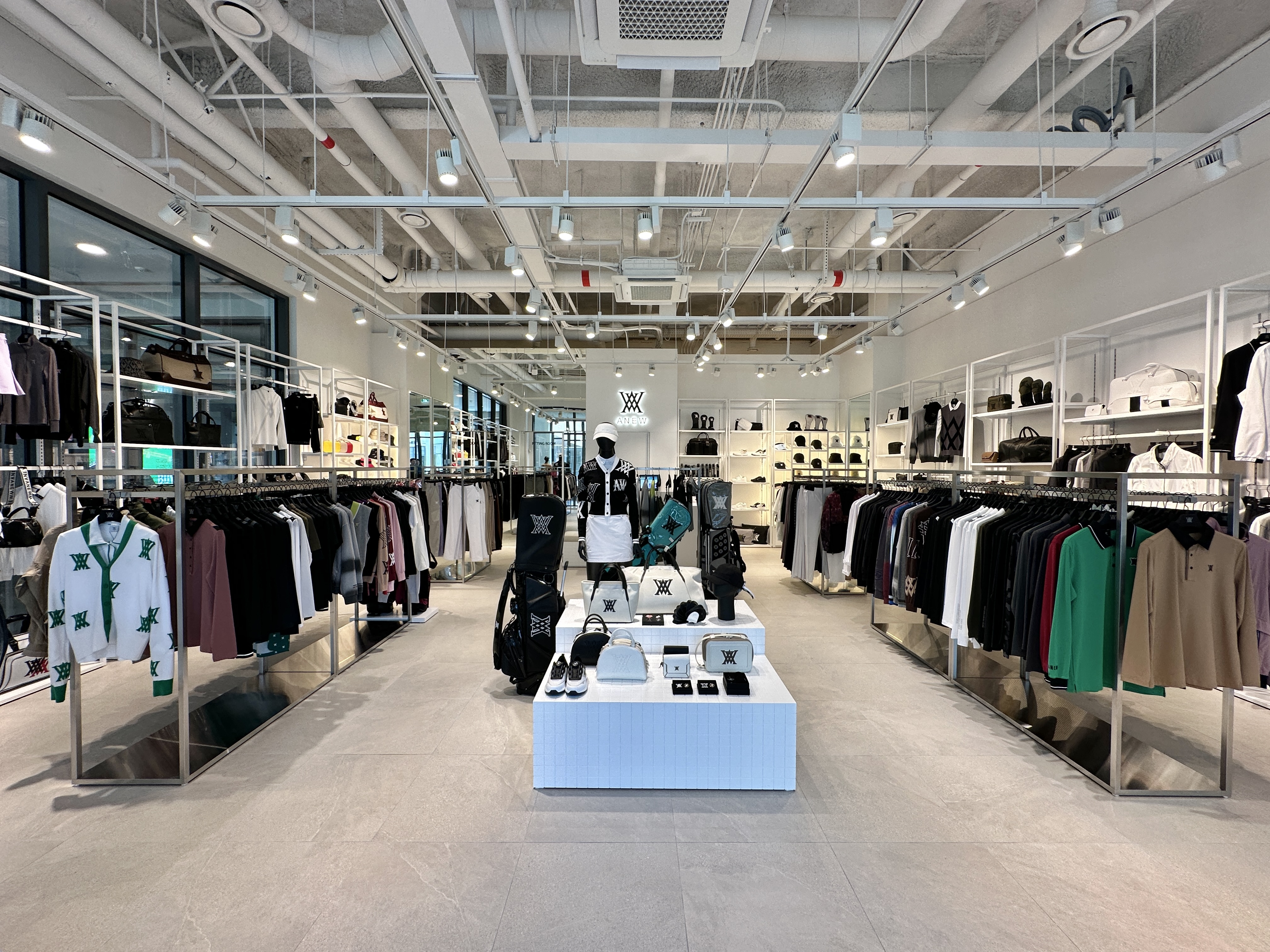 어뉴골프 현대프리미엄아울렛 대전점 대표 이미지