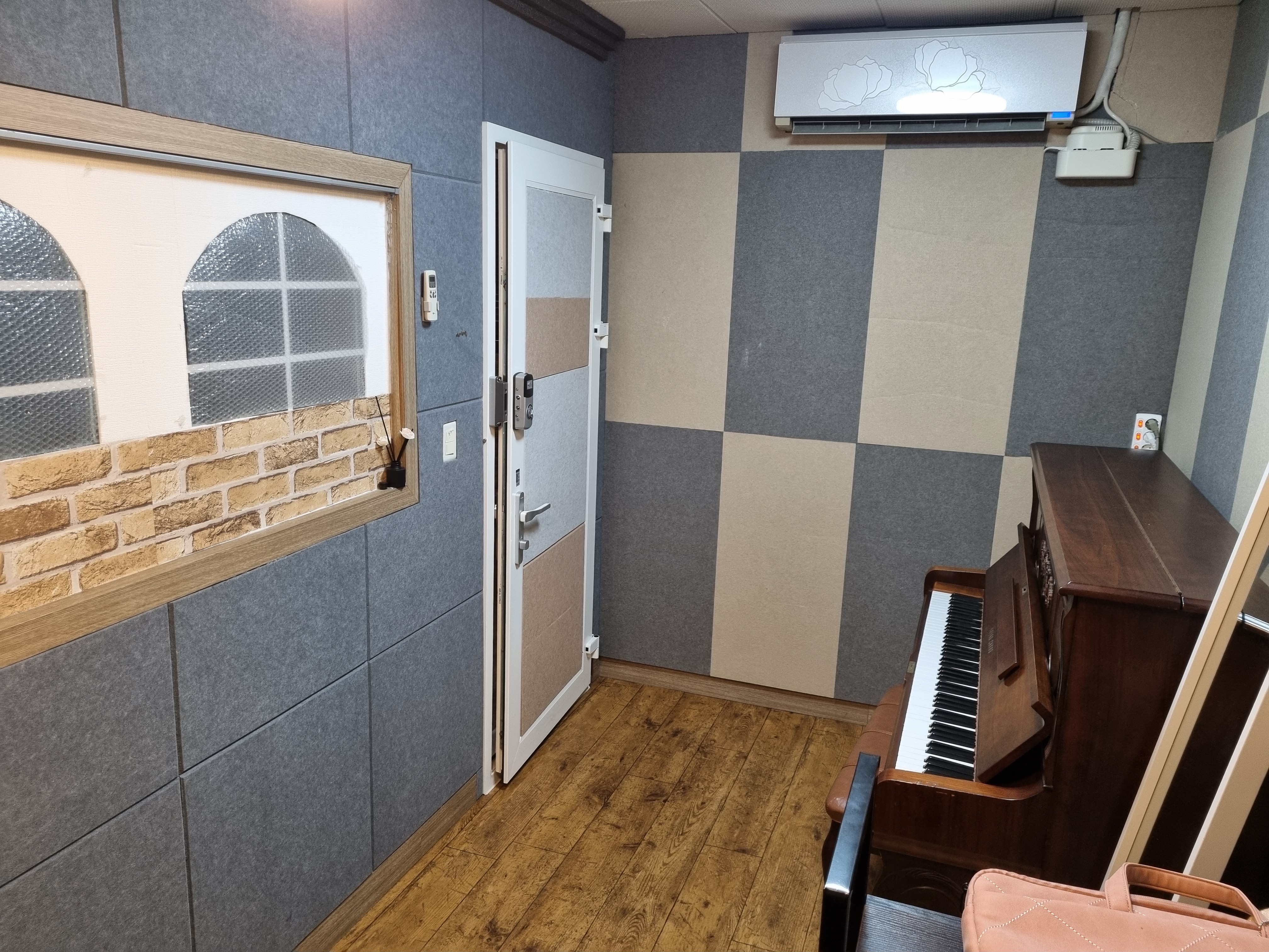 4번째 스튜디오 사진