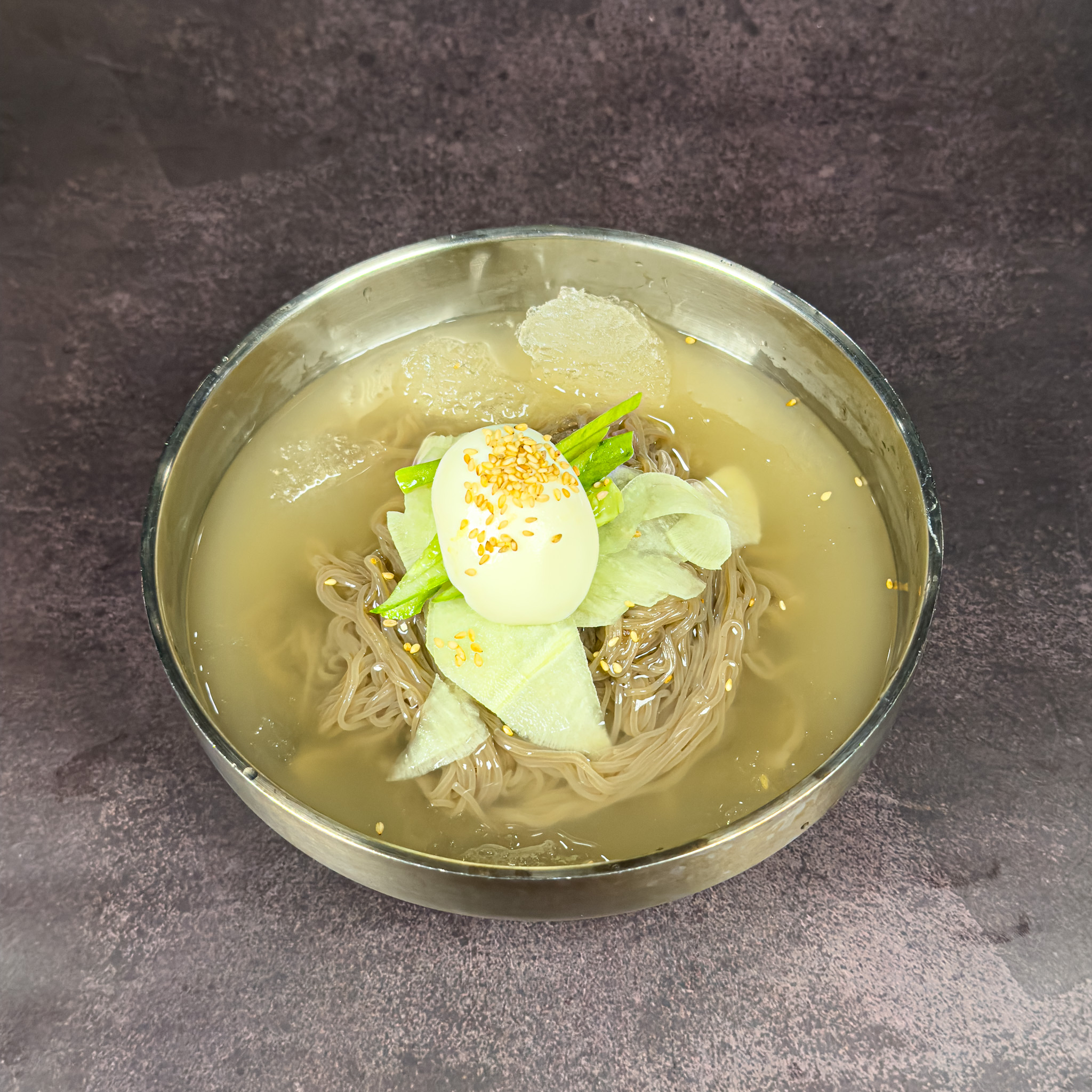 물냉면