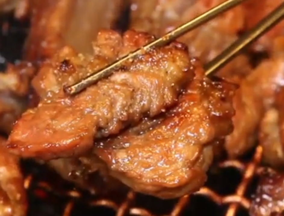 돼지 양념갈비(100g)