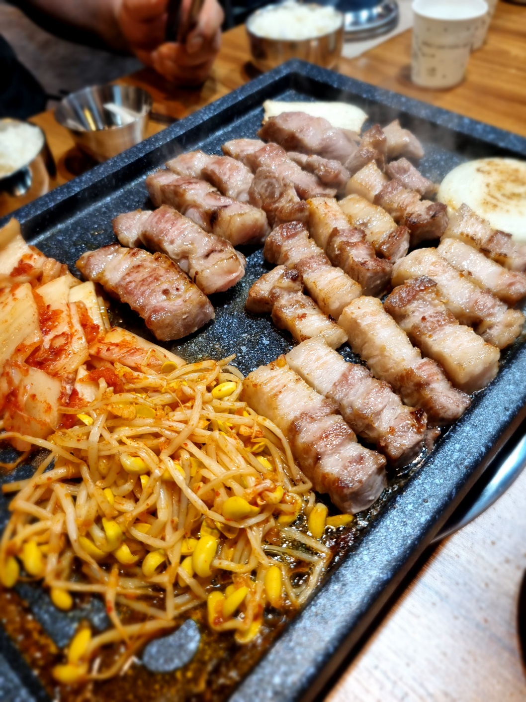 중앙돈
