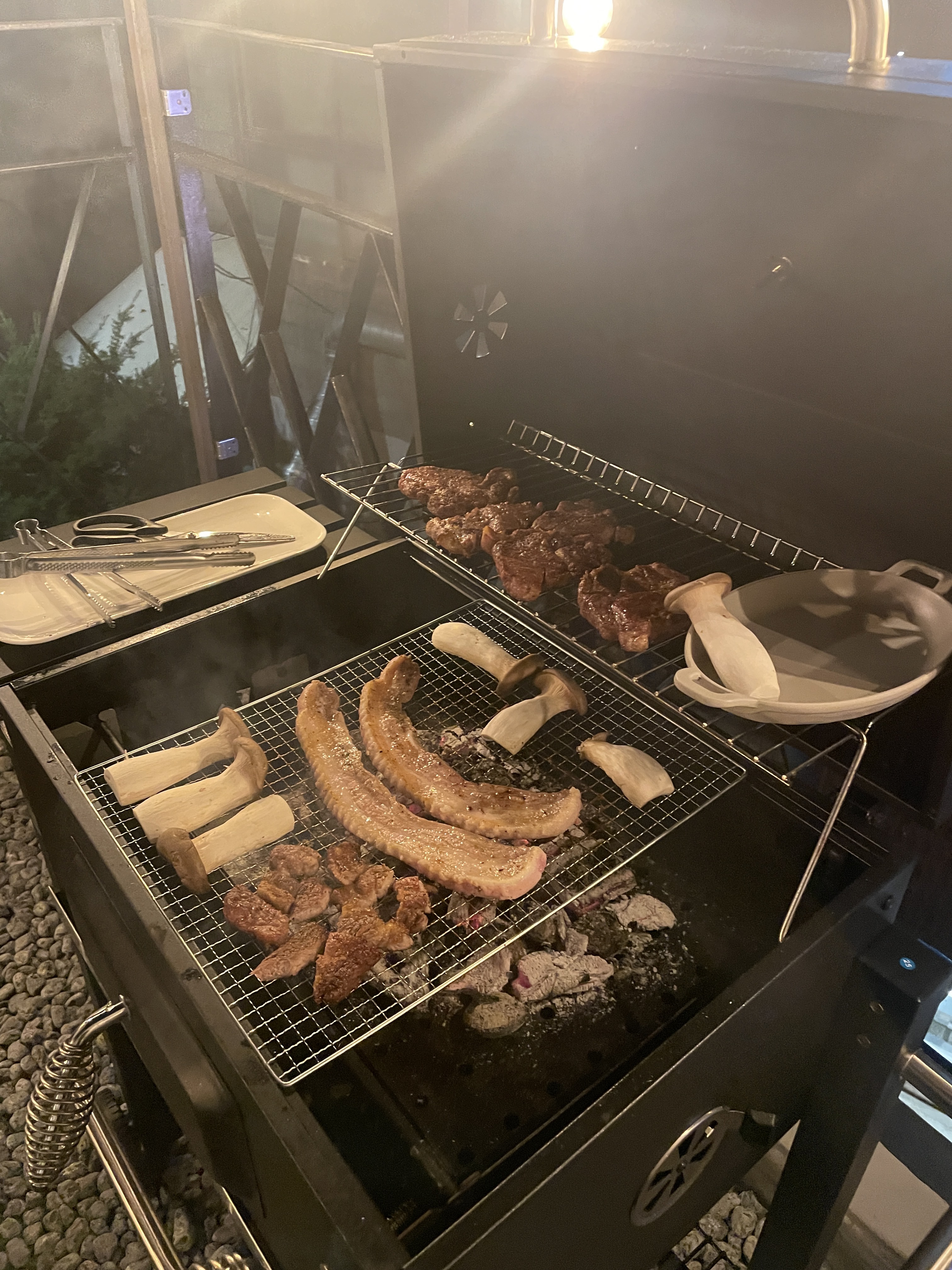 루프탑 바베큐 홍대파티룸 언디파인 연남동점