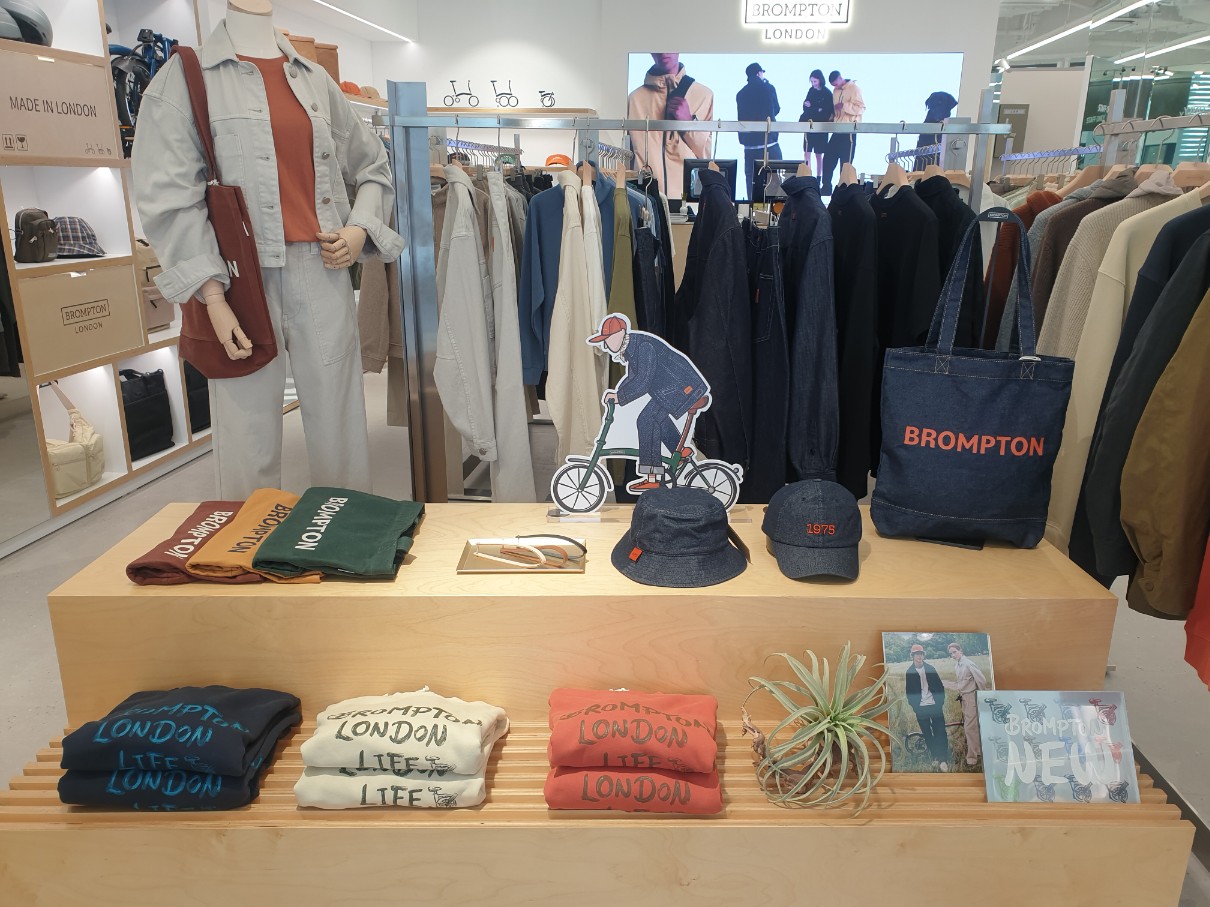 브롬톤런던 신세계프리미엄아울렛 부산점 대표 이미지