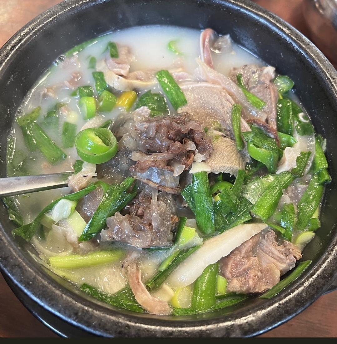 홍돼지마을순대국 본점