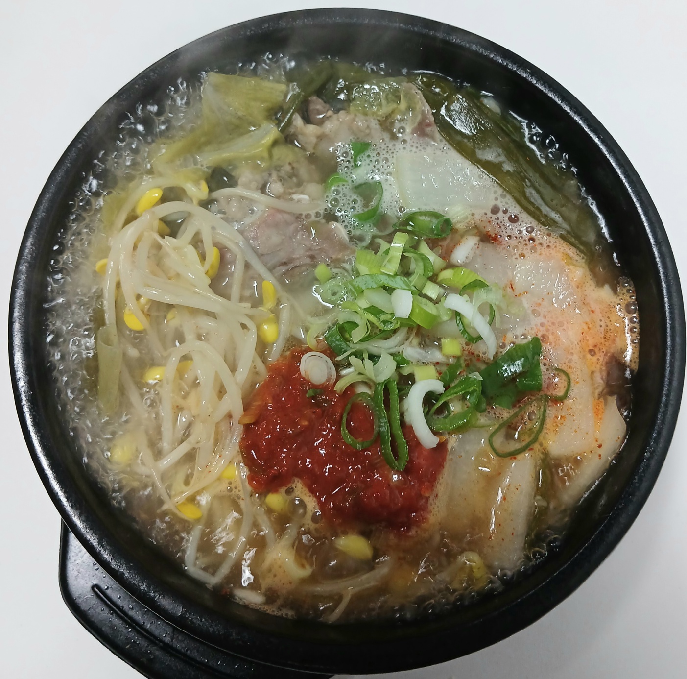 우박사 손만둣국