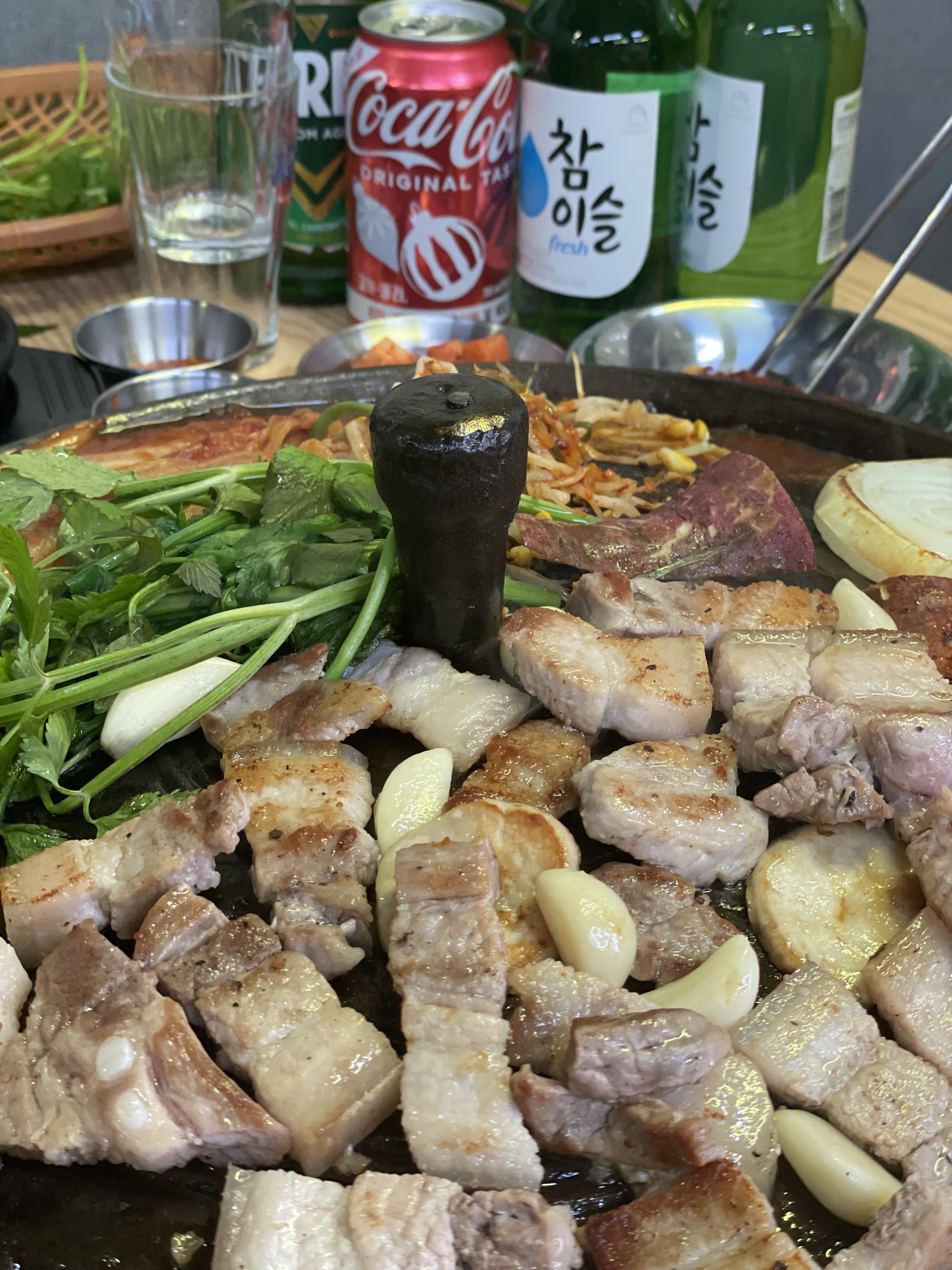 일산미나리솥뚜껑삼겹살