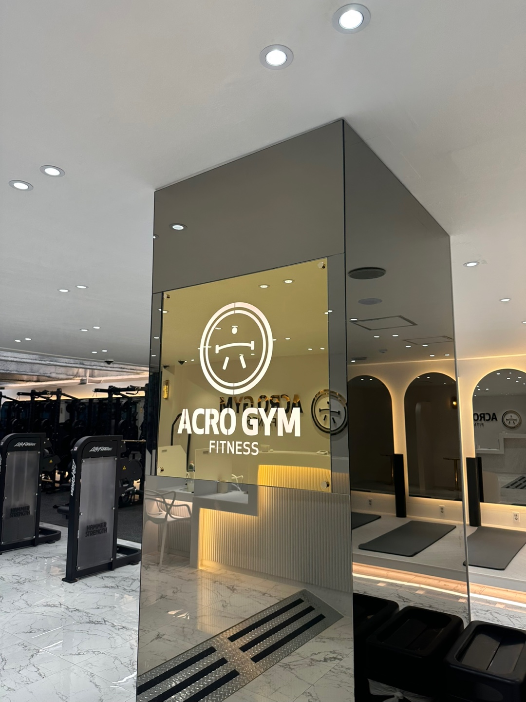 아크로짐 돌곶이점 24시 휘트니스 대표 이미지