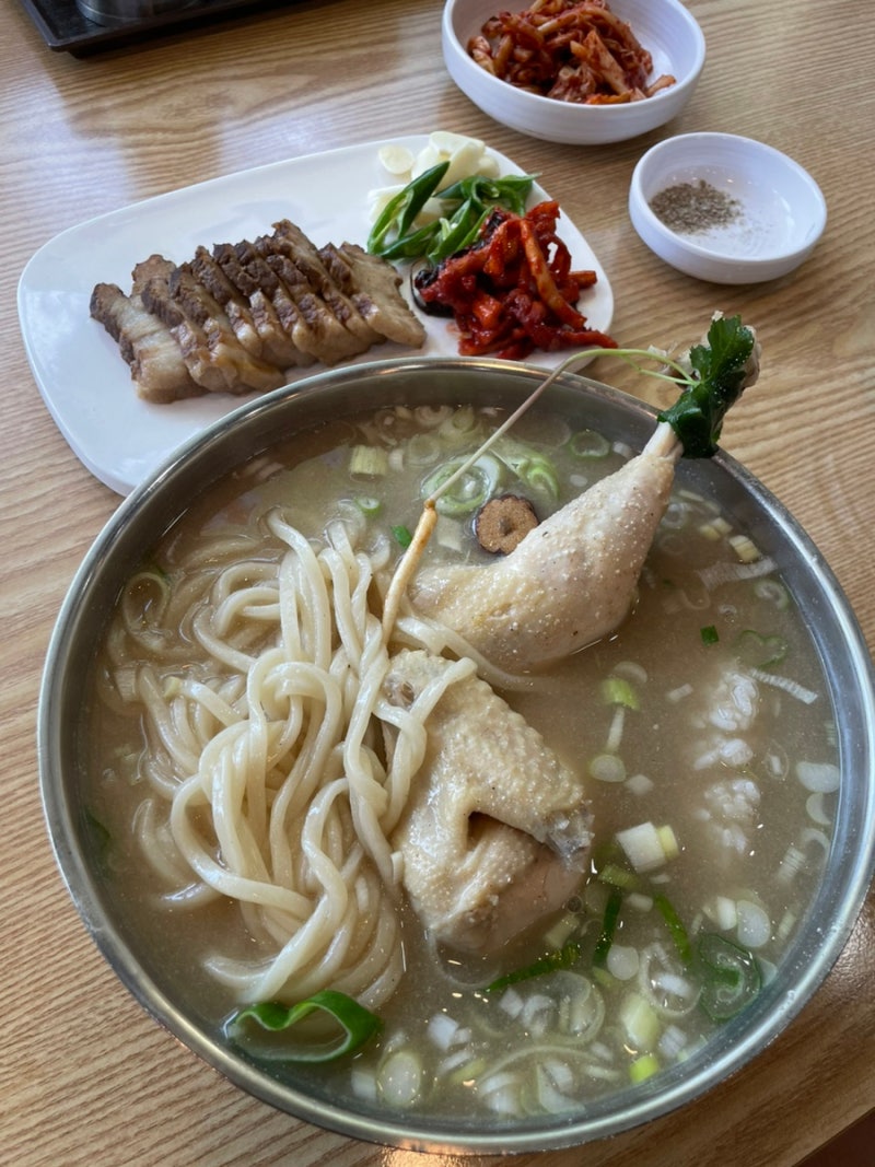 교동 닭칼국수