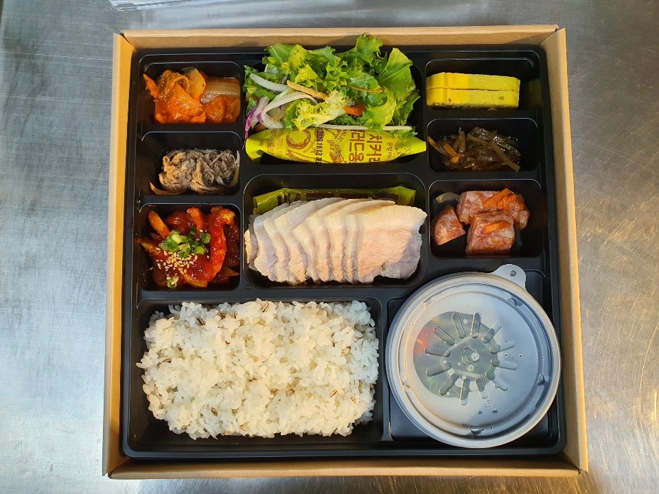 원할머니보쌈족발 구리수택점