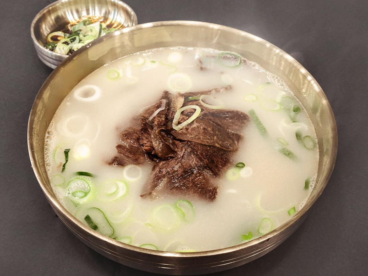 온삼문곰탕 진해석동점
