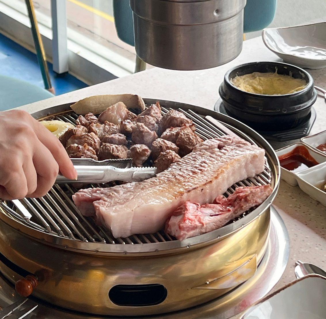돈군 광안본점