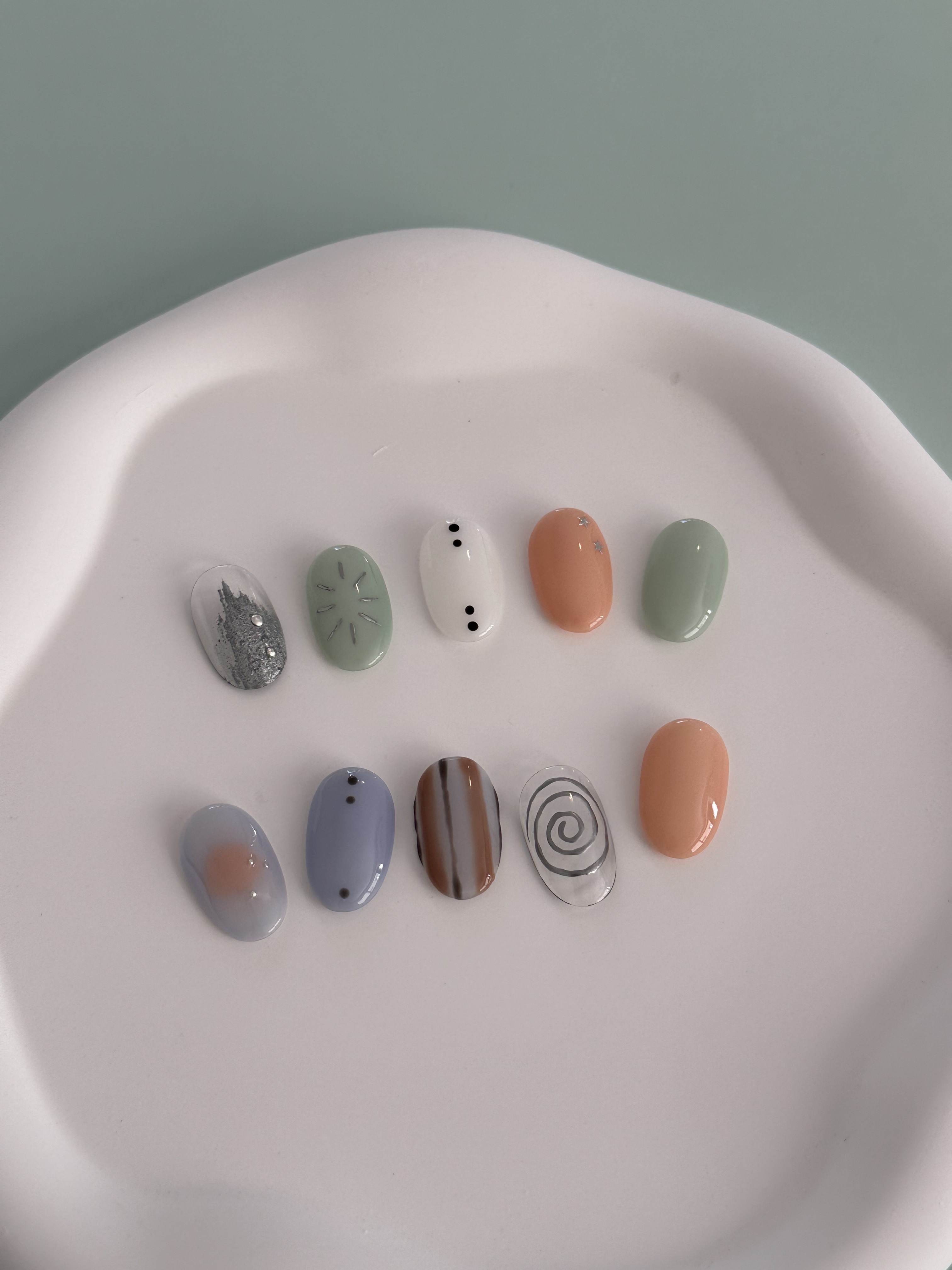 아우라뷰티라운지네일샵 연경점 대표 이미지