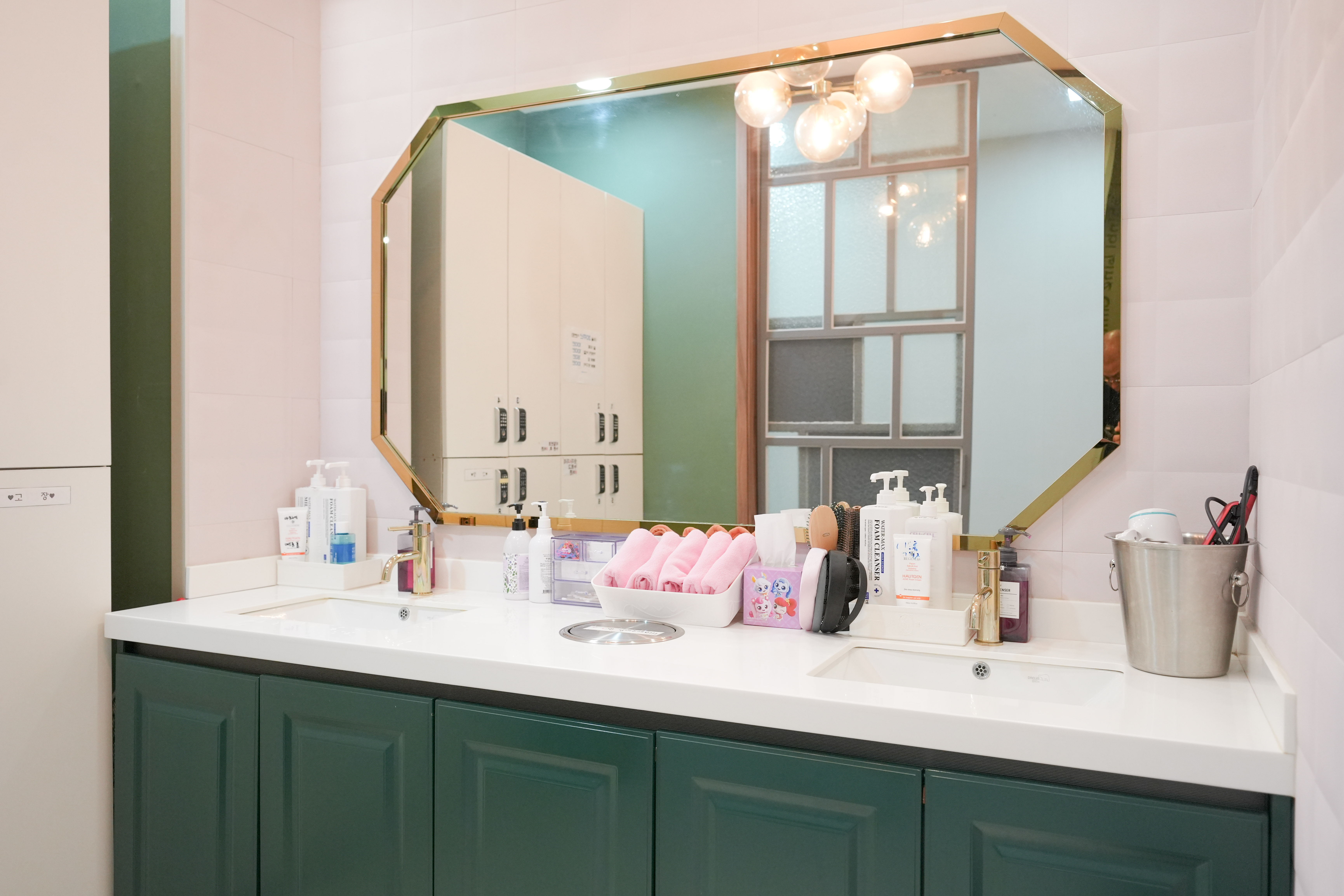 신비라인의원 송도 대표 이미지