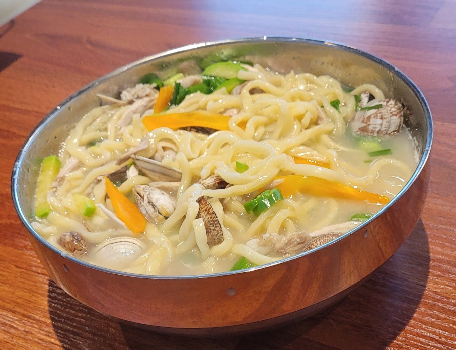 박가네닭칼국수