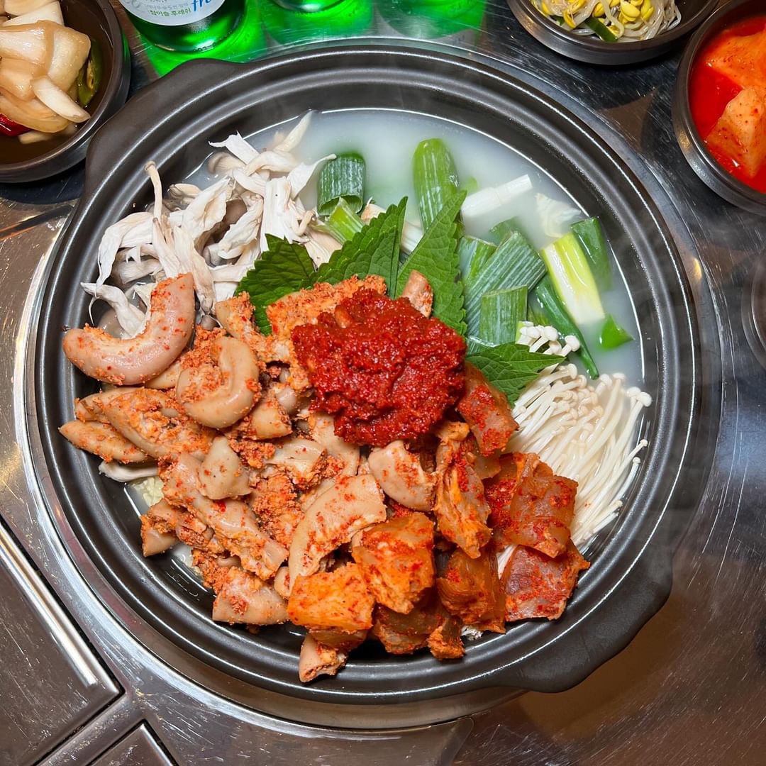 버릴게없소 곱창전골 전문점