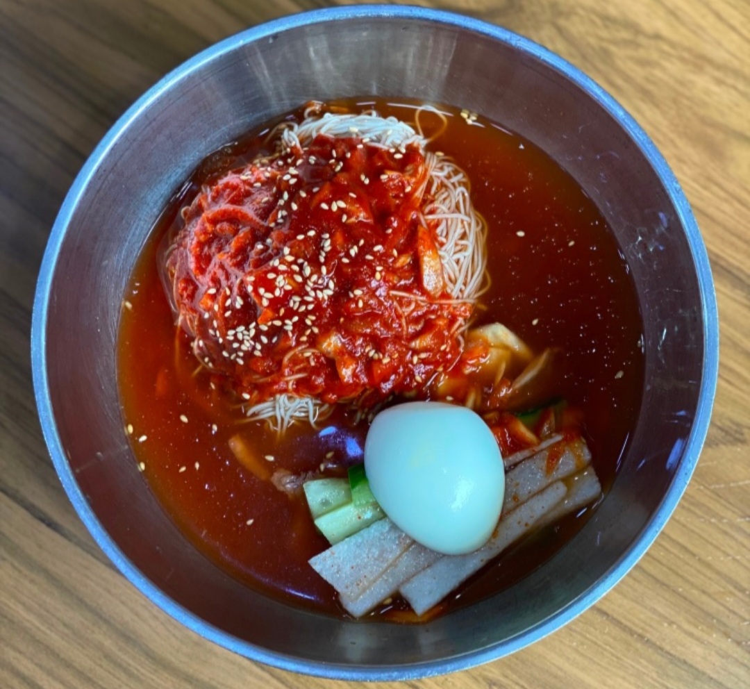 함흥보쌈사계절냉면