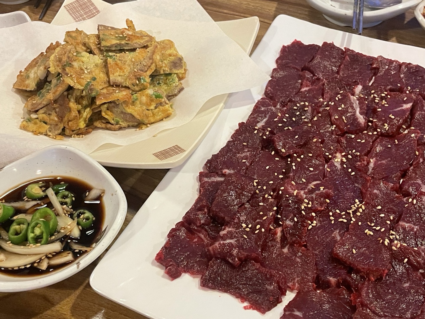 금송아지생고기 본점