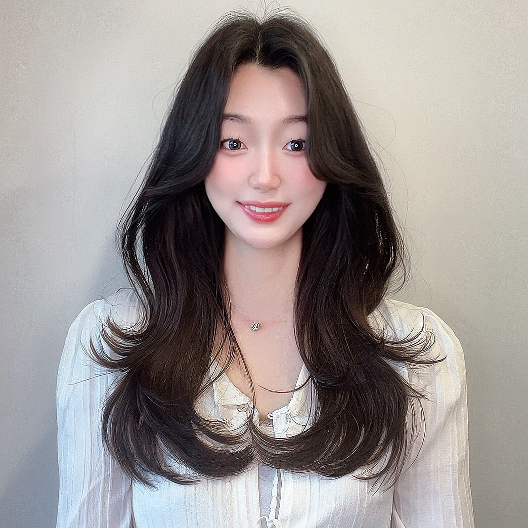 박승철헤어스투디오 녹번역점 내부 또는 관련 모습