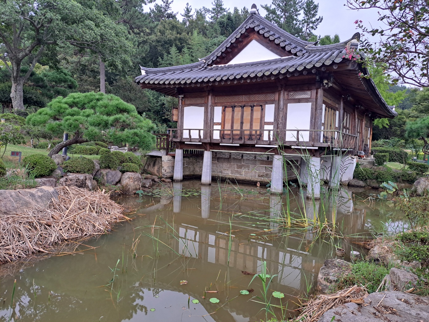 땅끝금쇄원 한옥민박