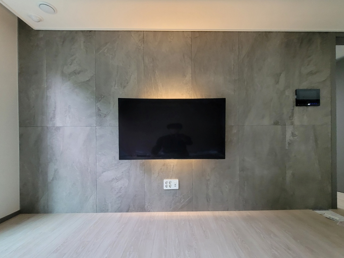 서부산벽걸이티비강철뭉치TV