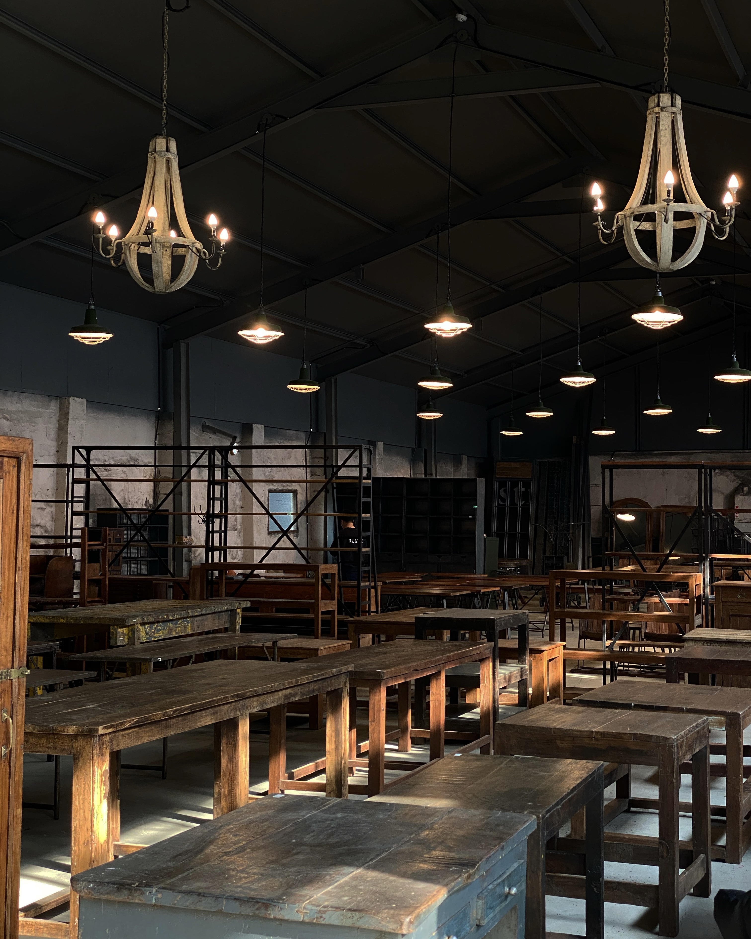 RUSTIC 대표 이미지