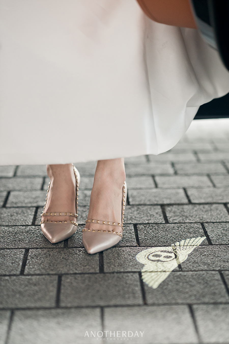 언아더데이 대표 이미지