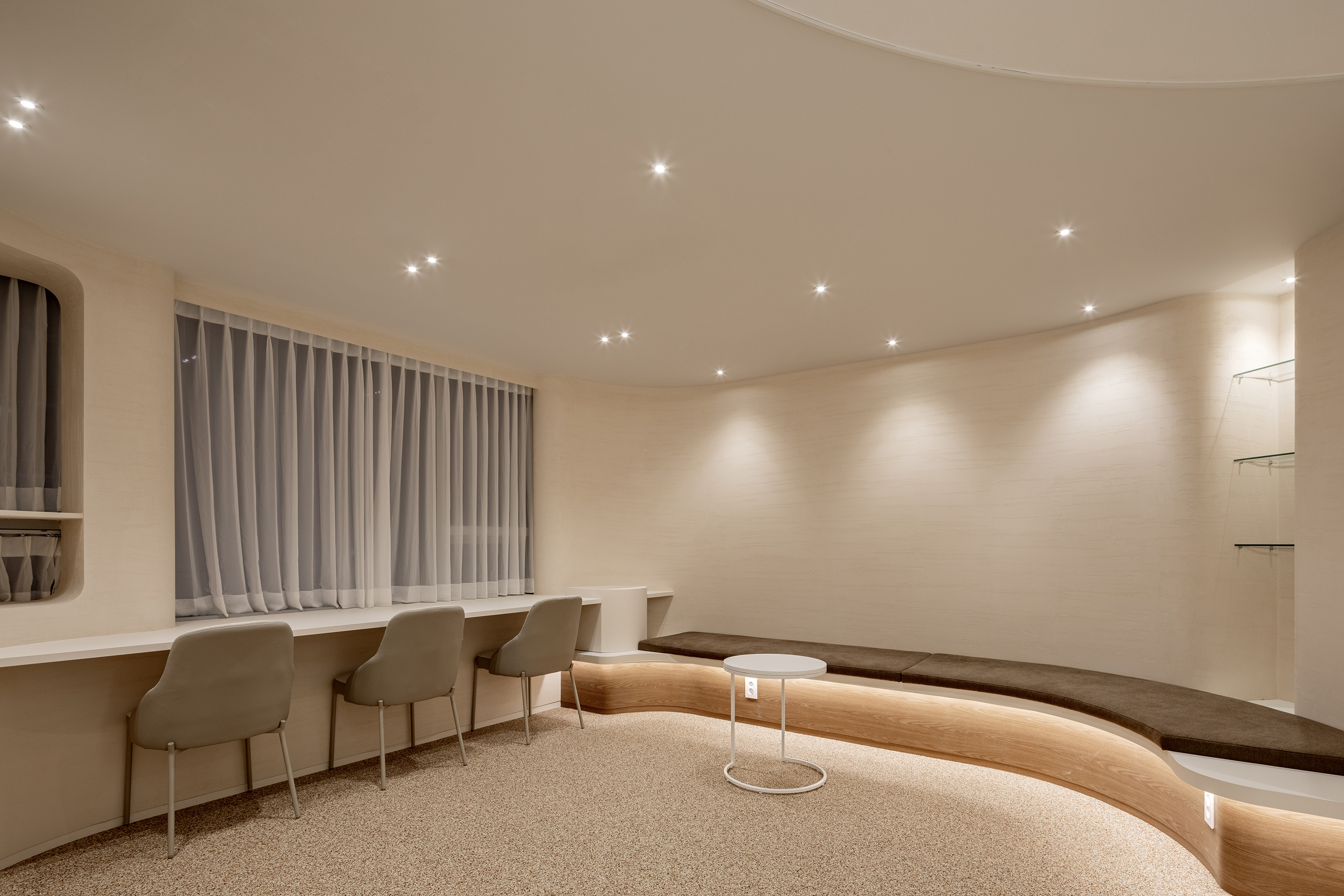 청담오케이성형외과의원 피부여성클리닉 대표 이미지