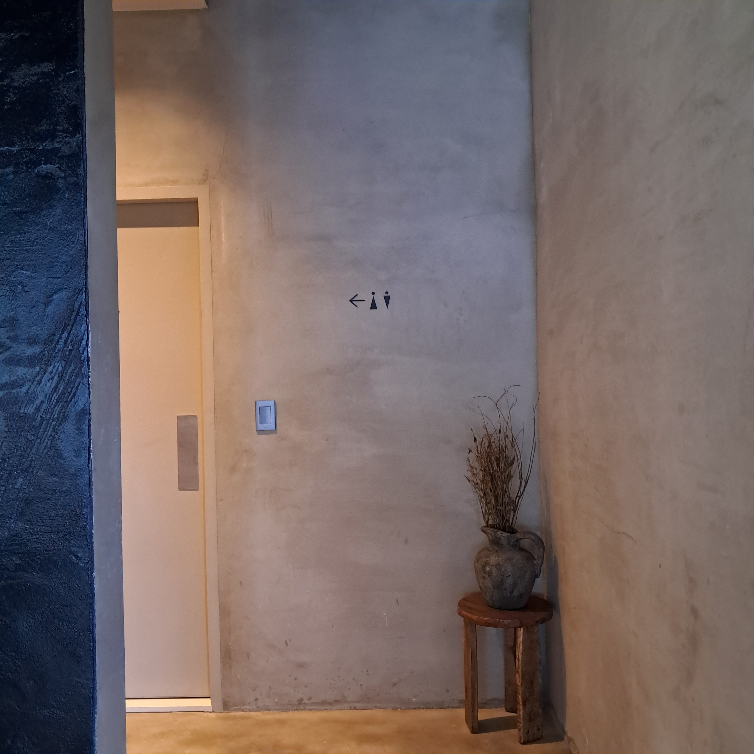 태백875 대표 이미지 - 창고 개조 인테리어