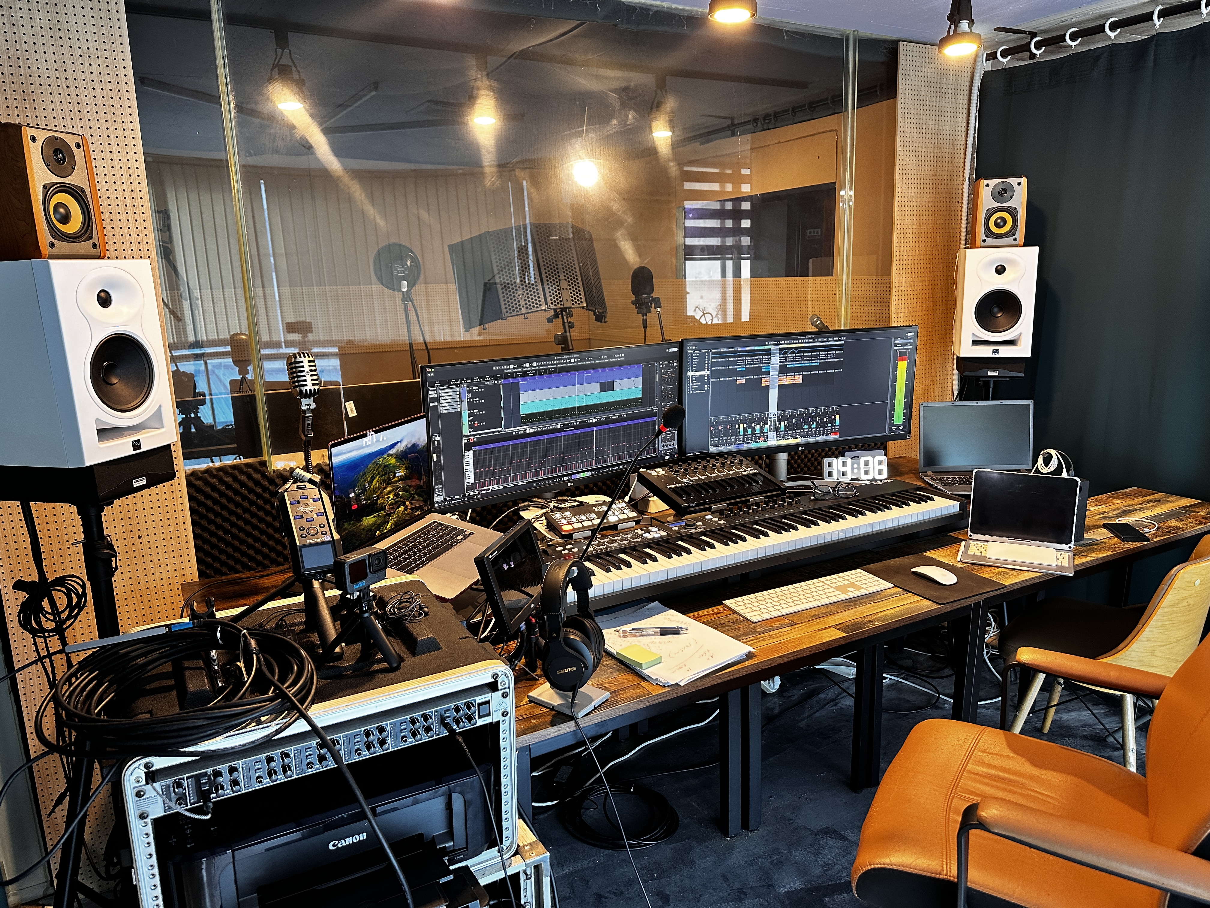 1번째 스튜디오 사진