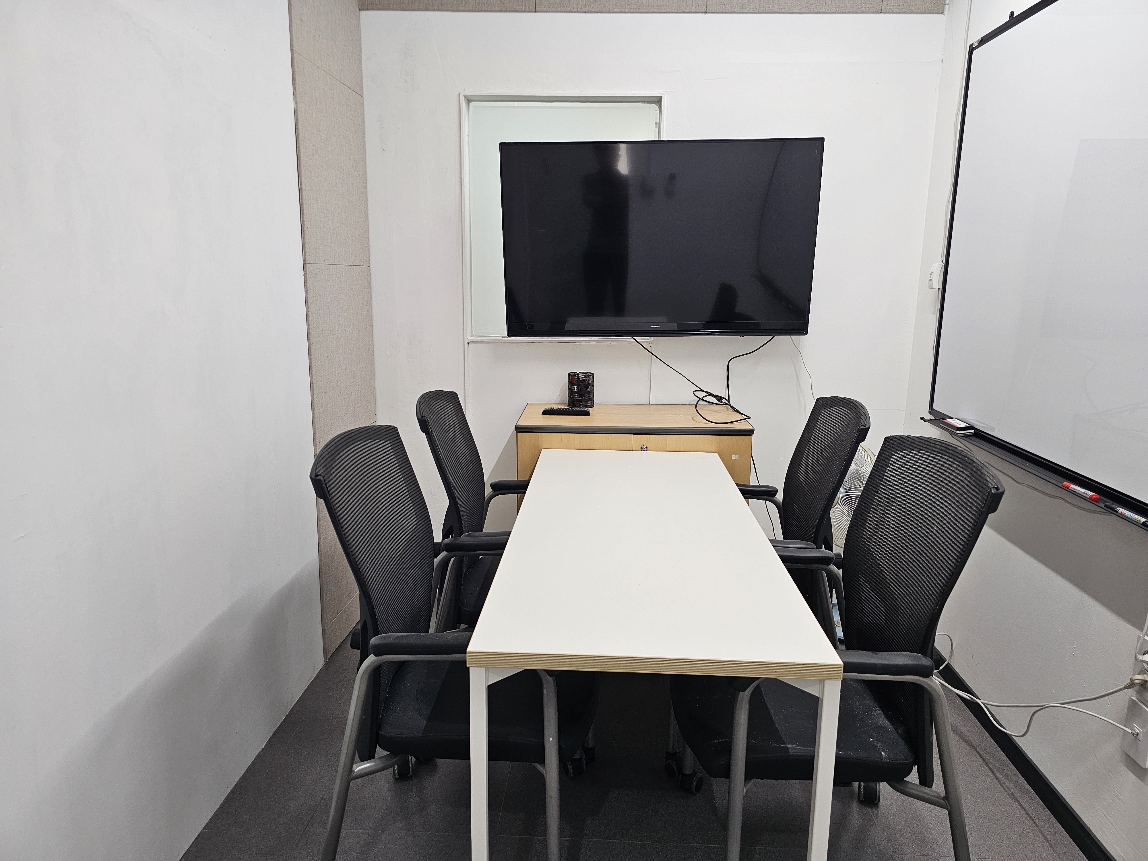 에스엠공유오피스창고 대표 이미지