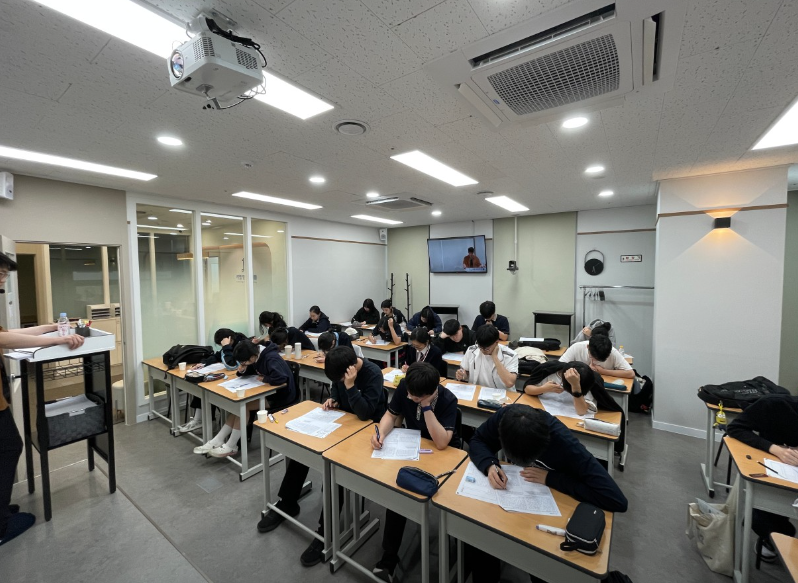 리엘영어학원