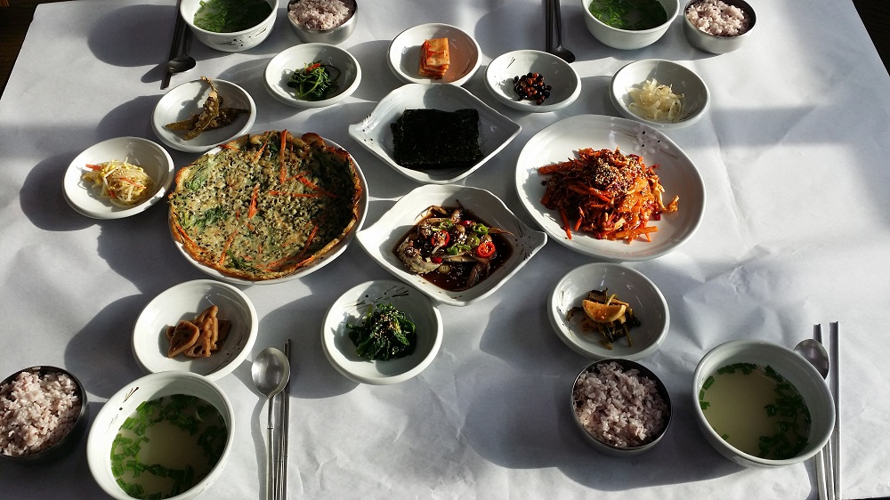 팔도강산 내부 또는 관련 모습