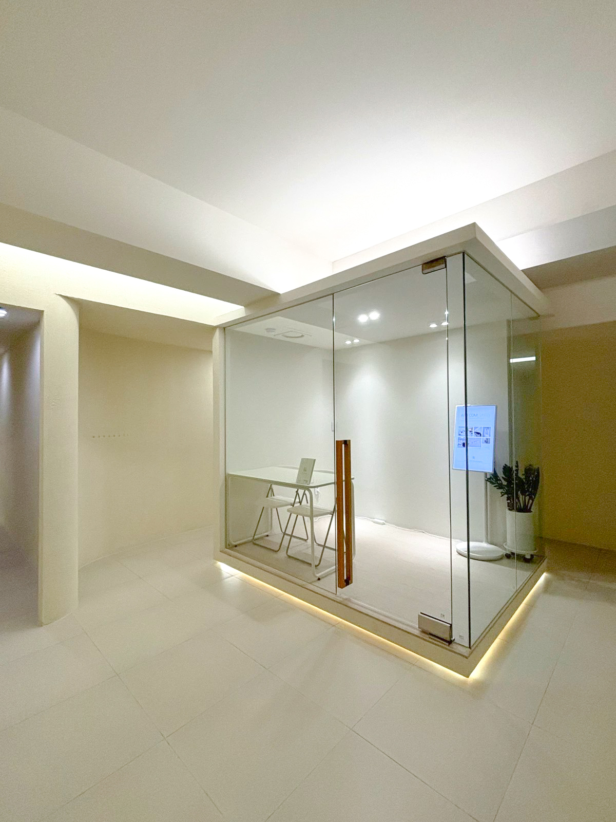 1번째 스튜디오 사진