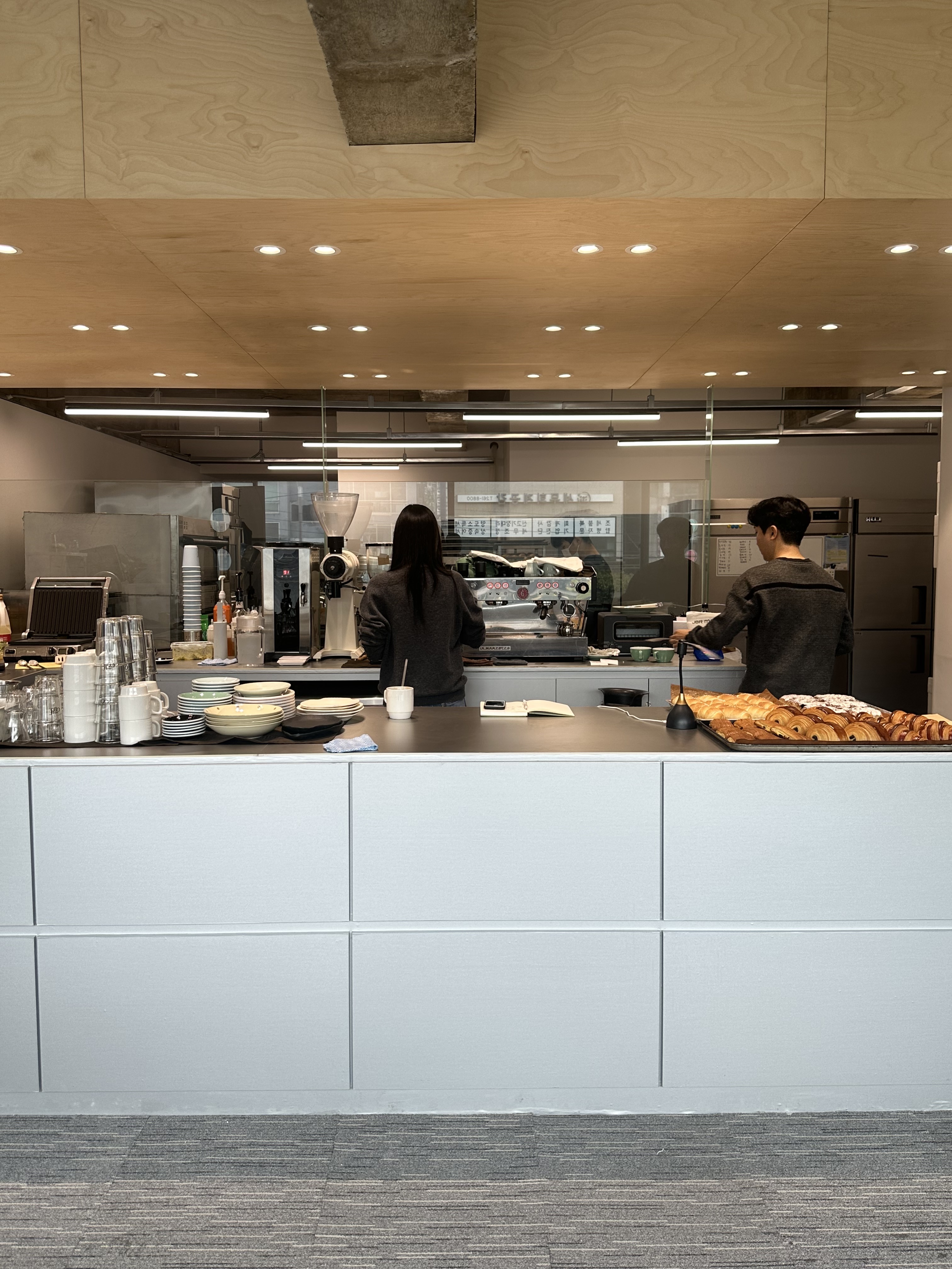 콜프로스터스 본점&bakery