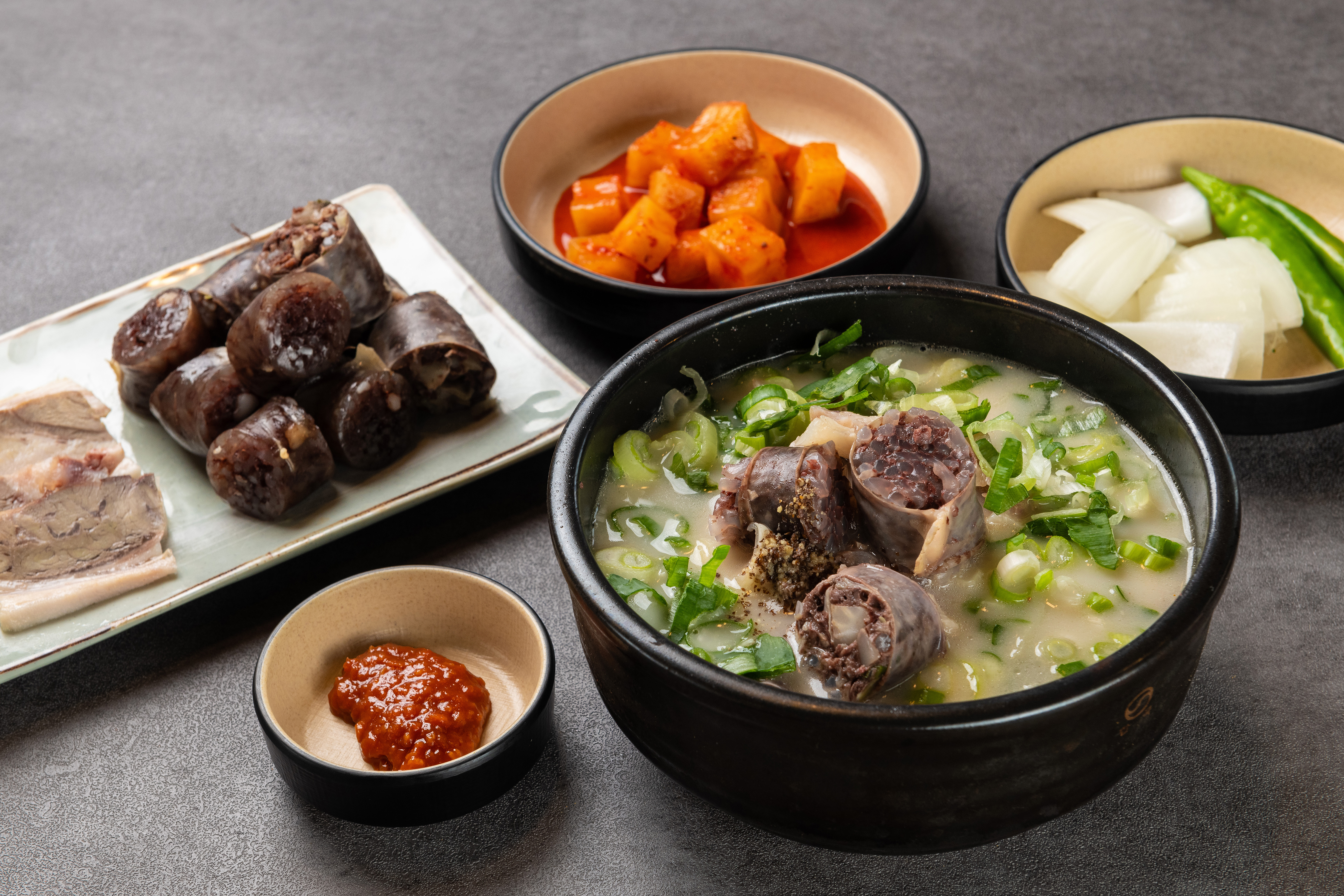항골순대국 항동수목원본점