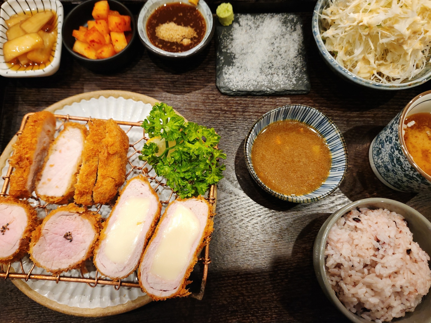 겸손돈가스 검단점