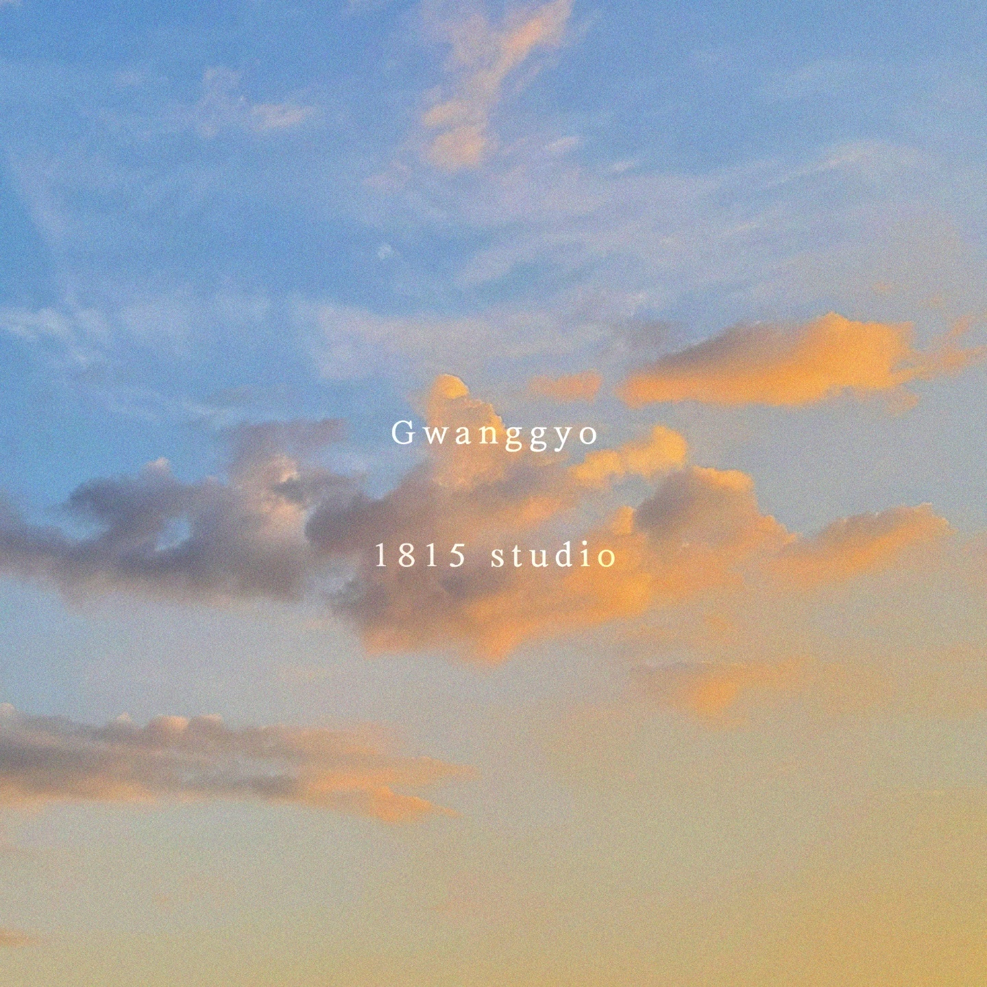 1번째 스튜디오 사진