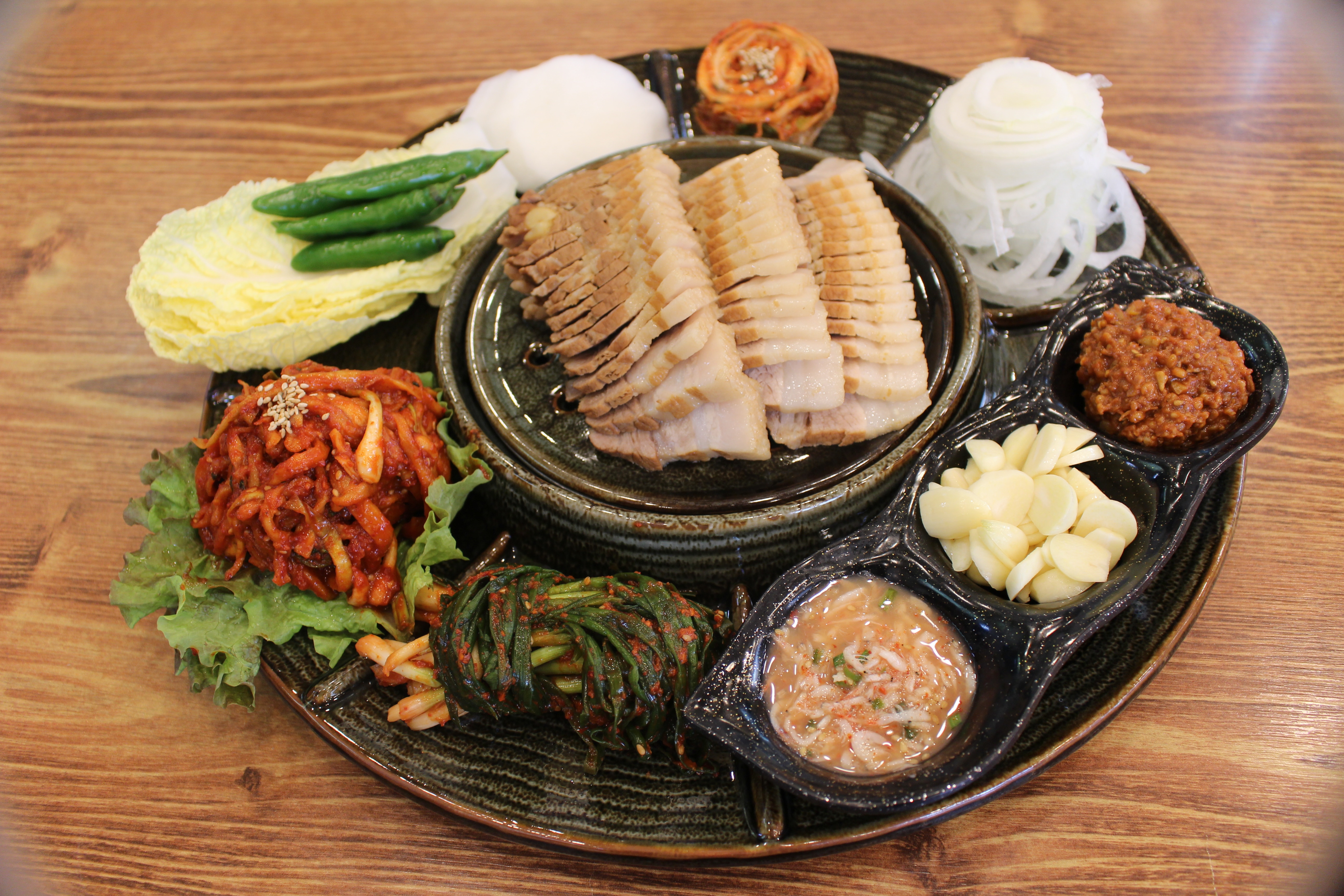 꿀단지보쌈&족발 수원본점