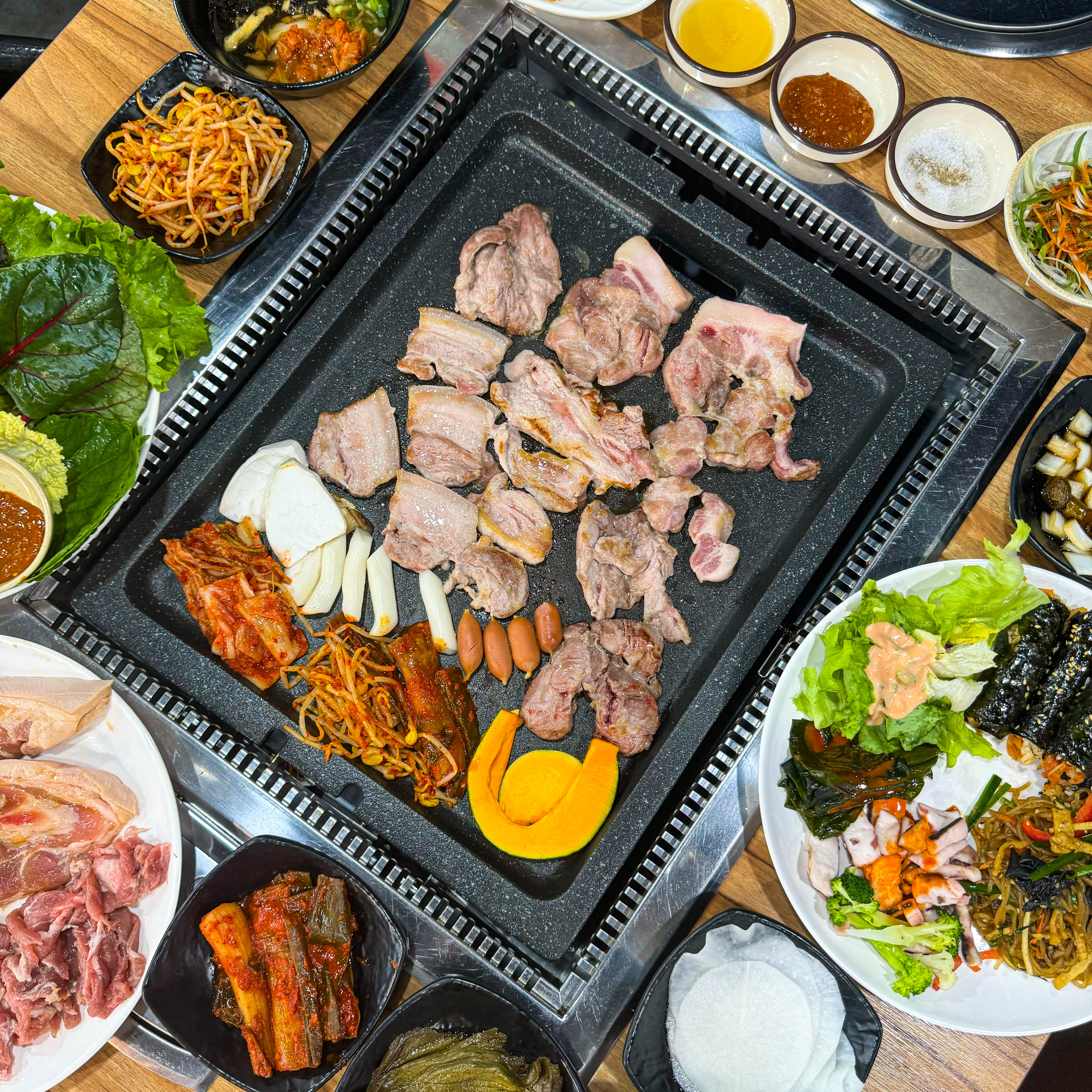 부뜰생고기 한돈 무한리필