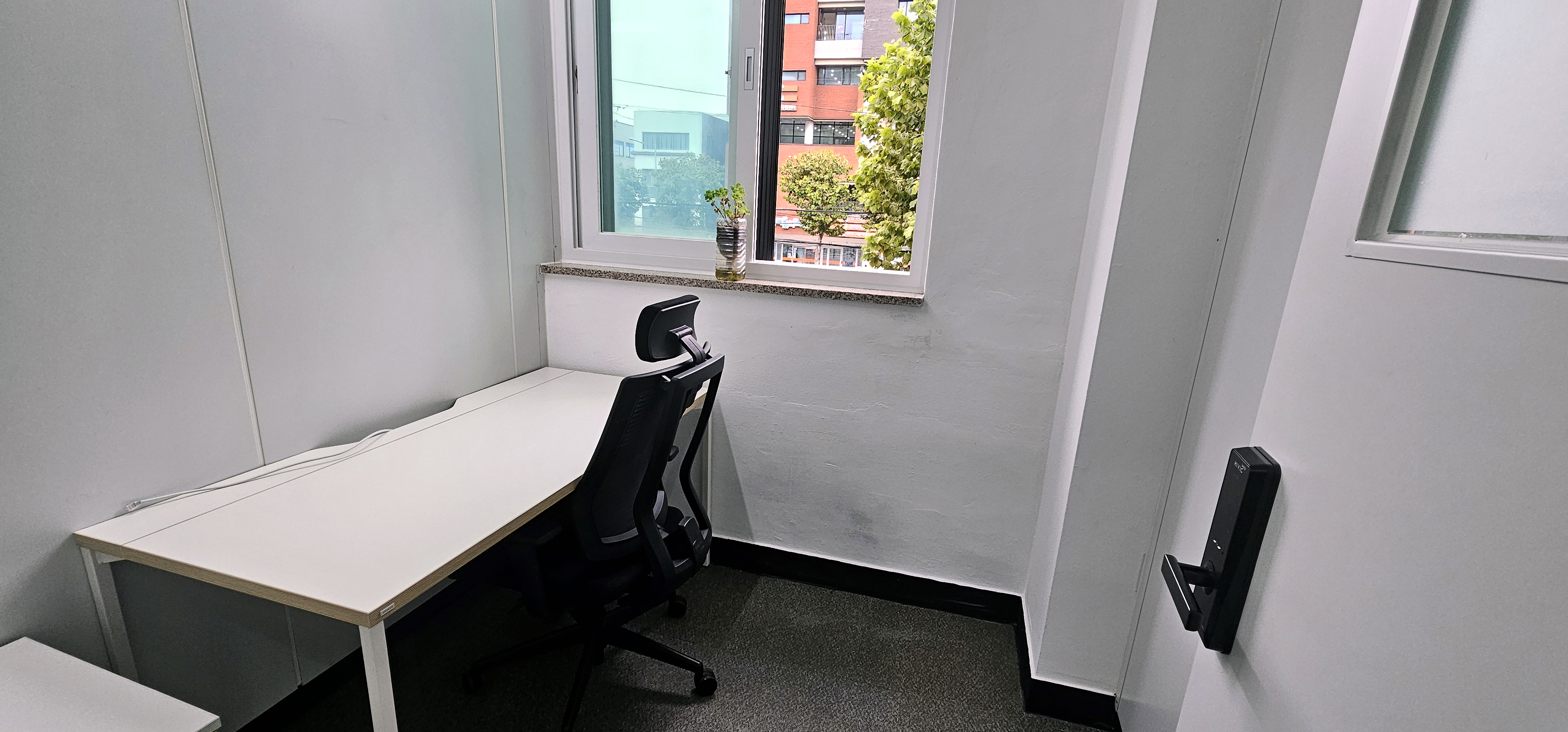 에스엠공유오피스창고 대표 이미지