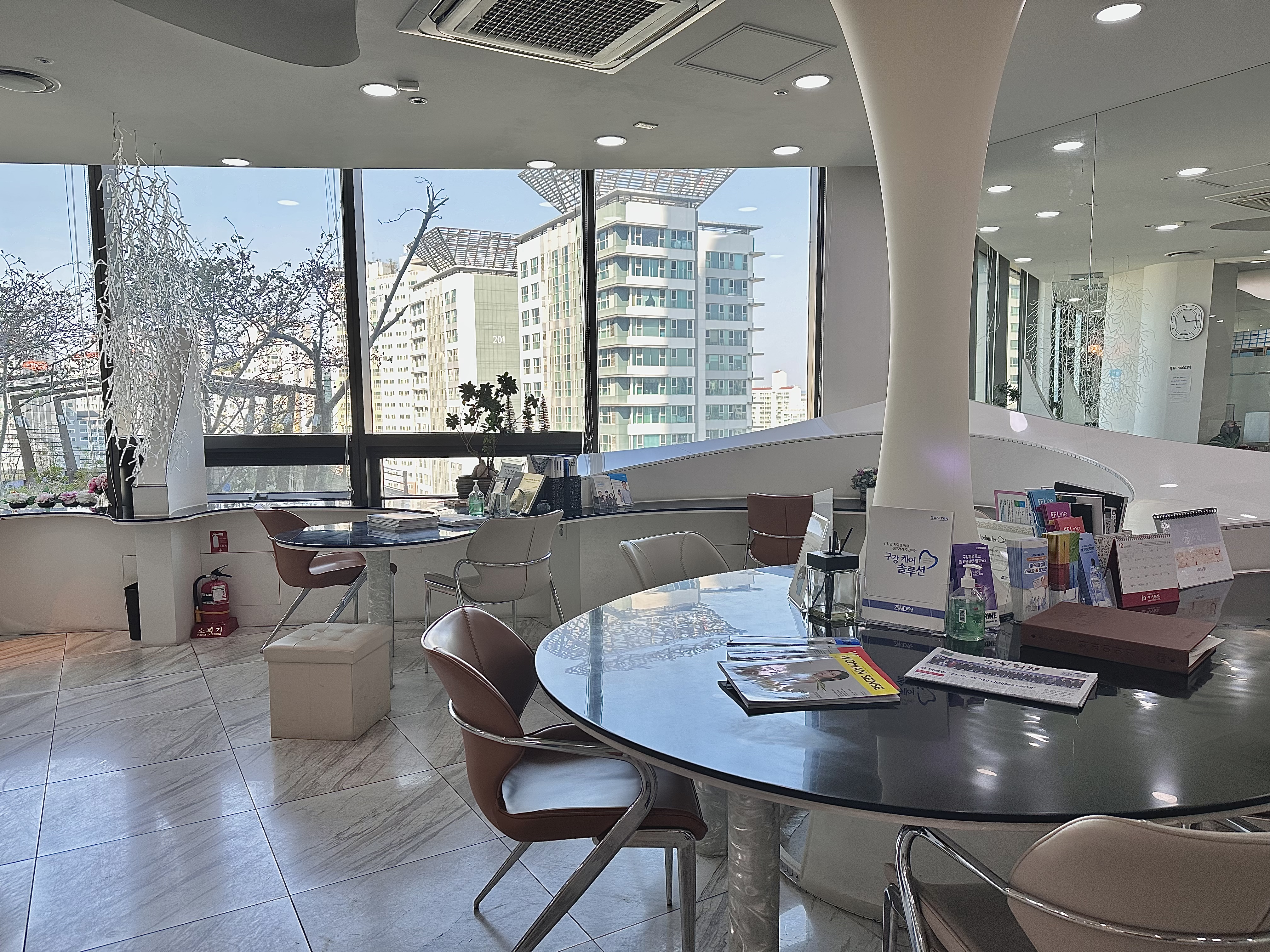 큐브치과의원 대표 이미지