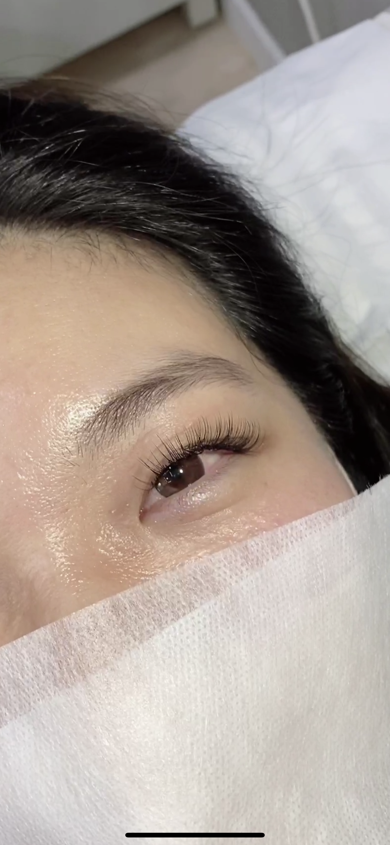 그녀의 속눈썹