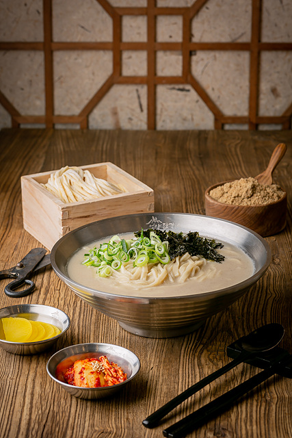 언양닭칼국수 수원 영통점 사진 4