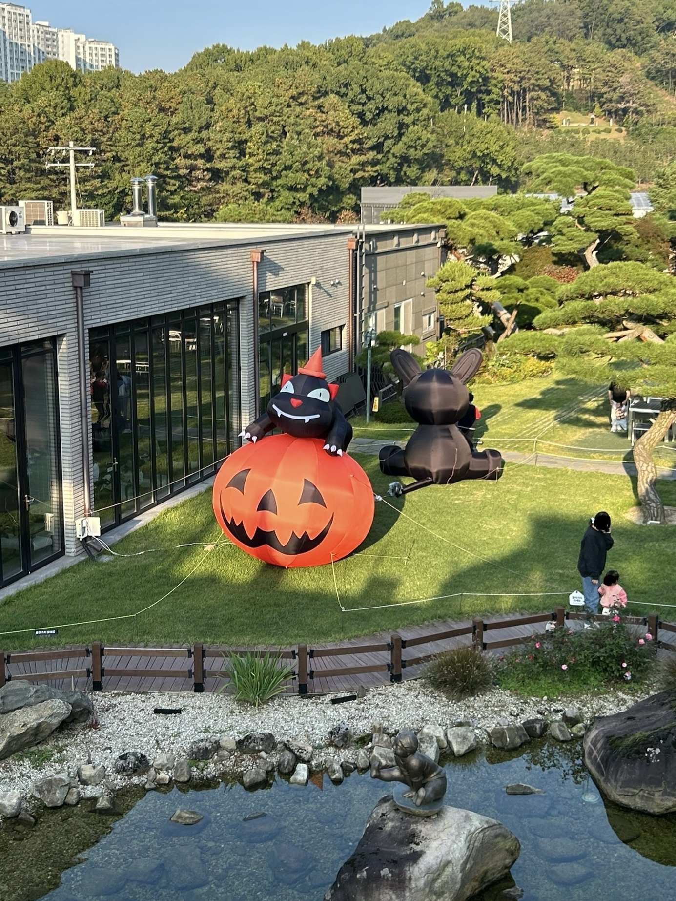 베이커리카페 공간