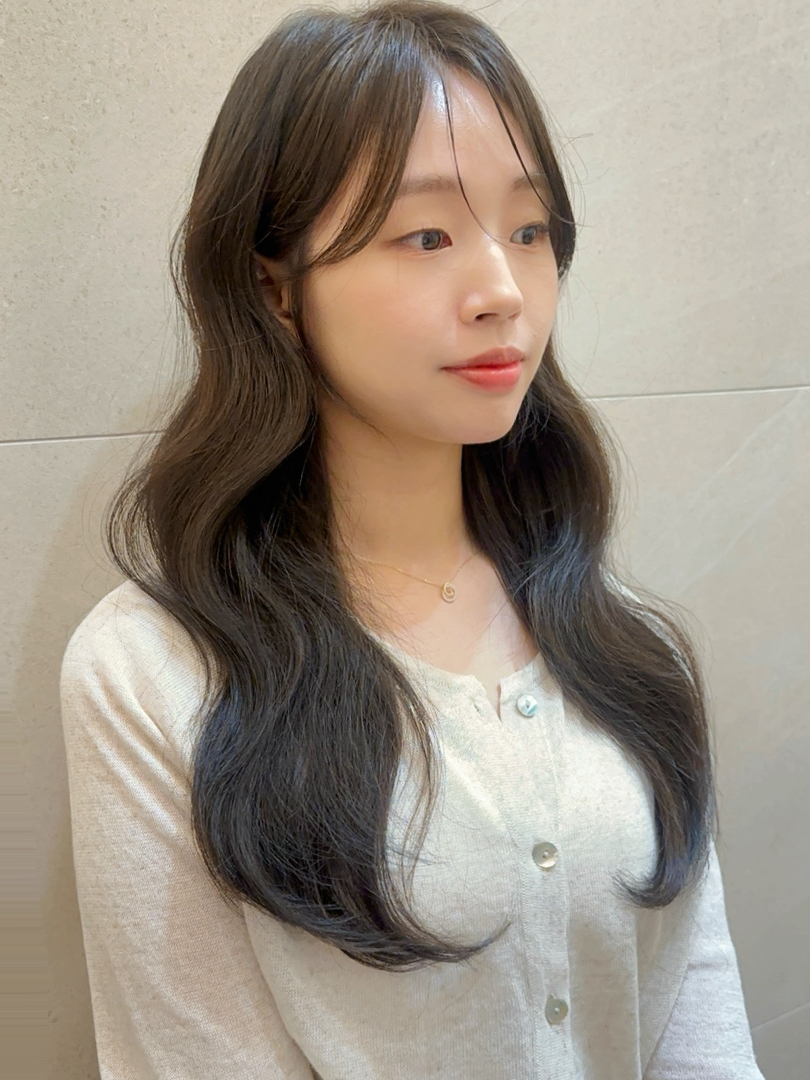 박승철헤어스투디오 아현역점 내부 또는 관련 모습