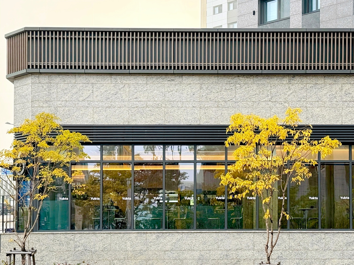 육츠커피 루원시티점
