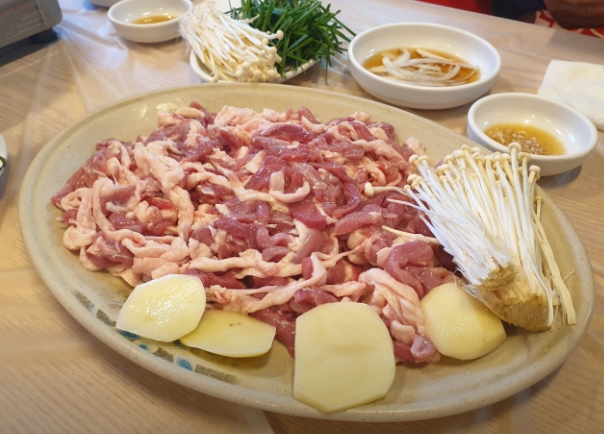 명성오리불고기 본점