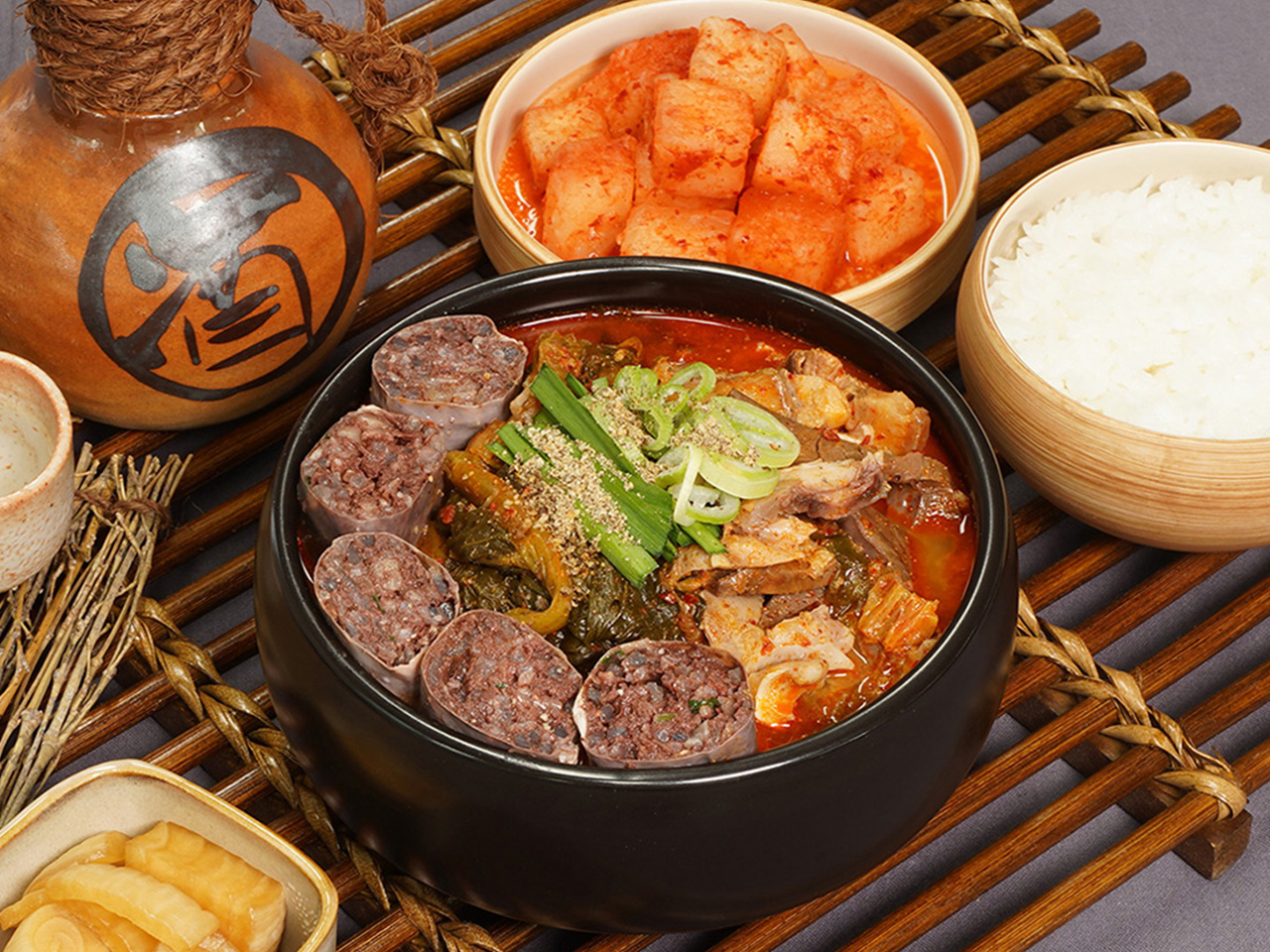 얼큰우거지순대국밥