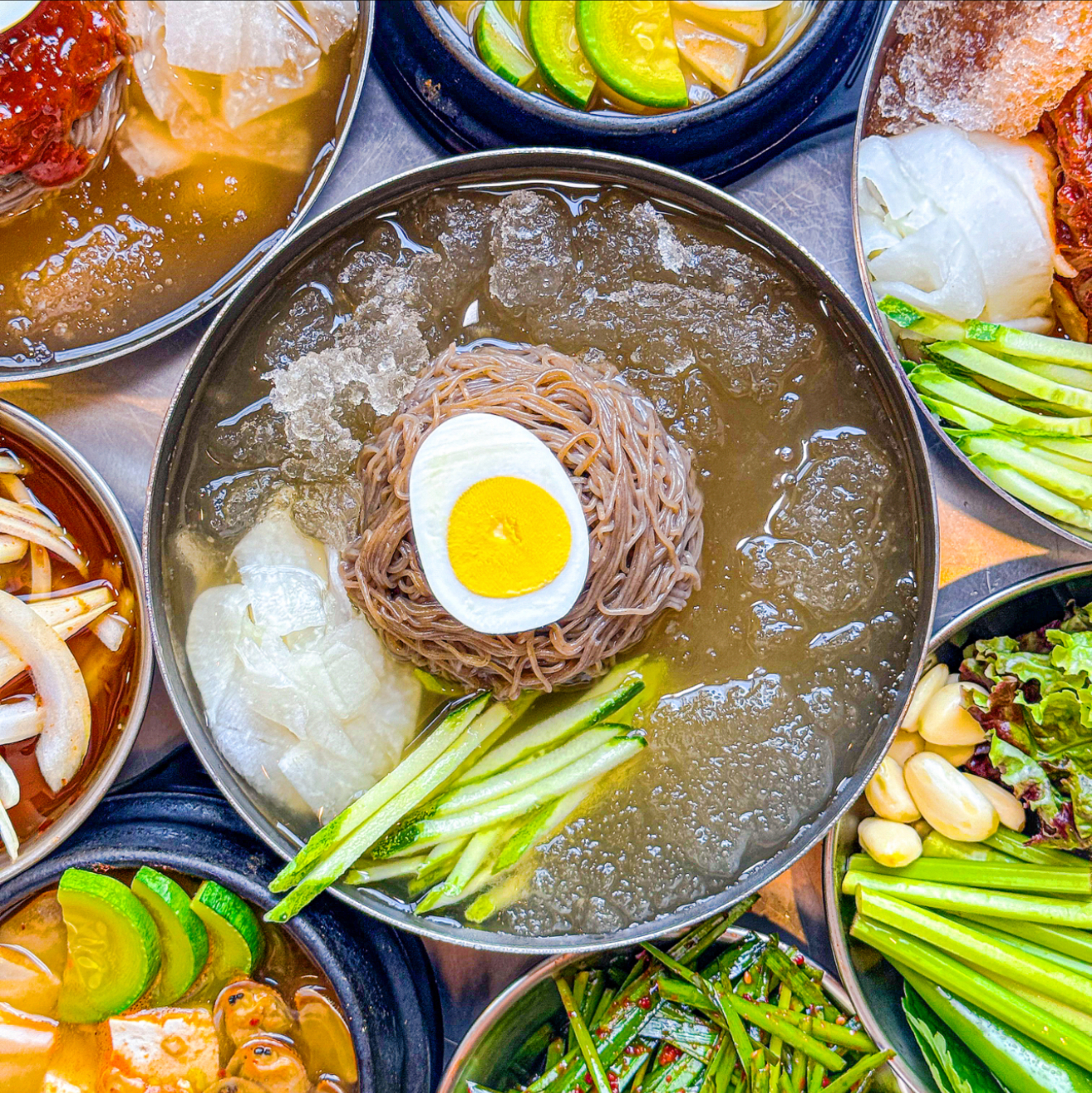 동두천솥뚜껑삼겹살 종각점